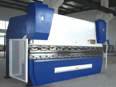 呼和浩特WC67K-100T#215;3200液压数控板料折弯机